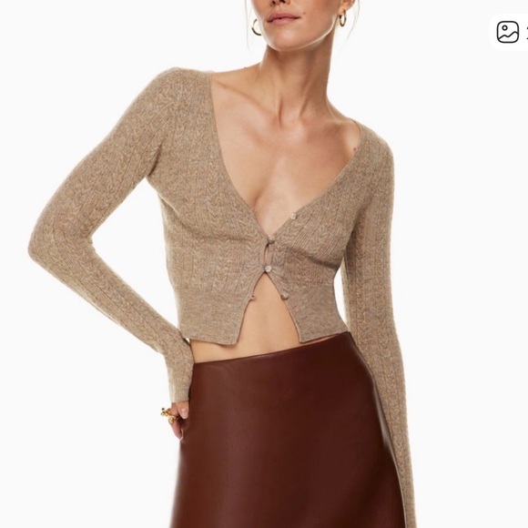 Aritzia Wilfred Santorini cardigan - Picture 2 of 2